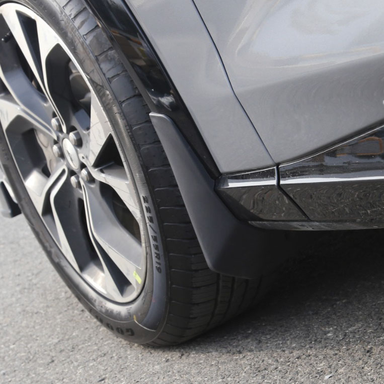 St�nkskydd - Ford Mustang Mach-E